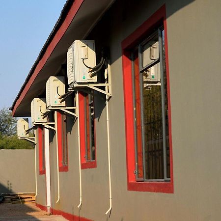 Mathlyn Guesthouse Gaborone Dış mekan fotoğraf