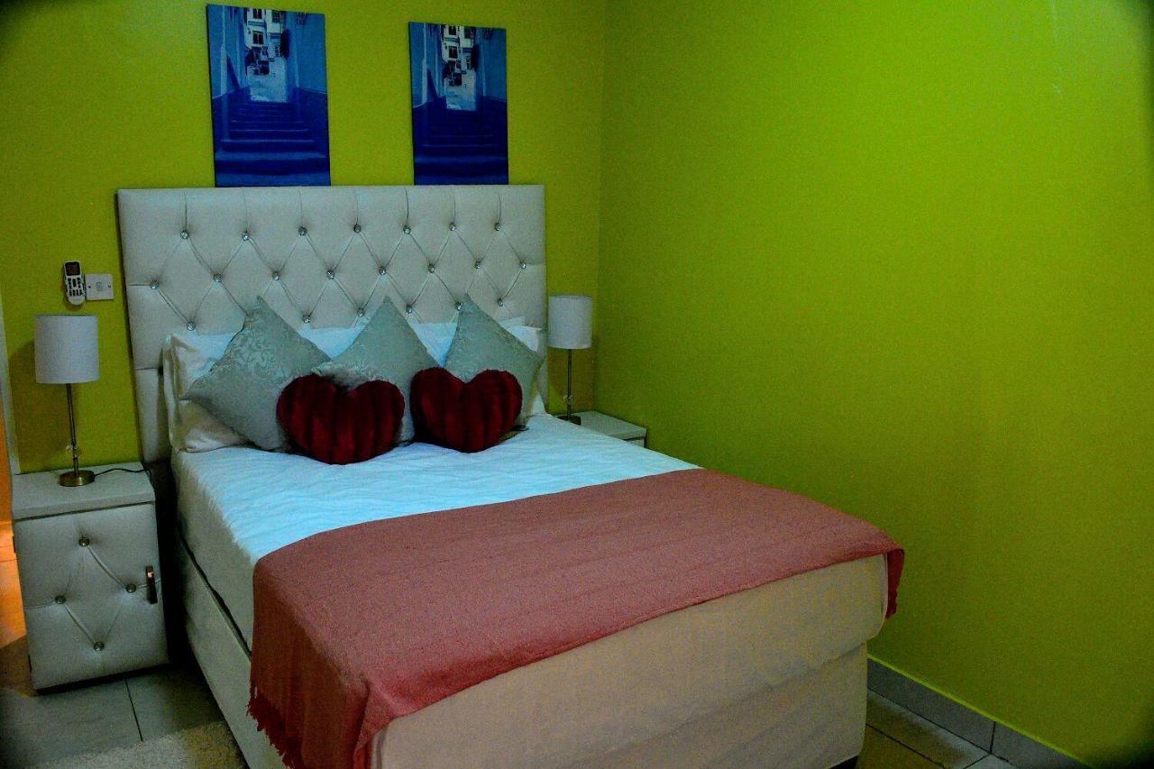 Mathlyn Guesthouse Gaborone Dış mekan fotoğraf