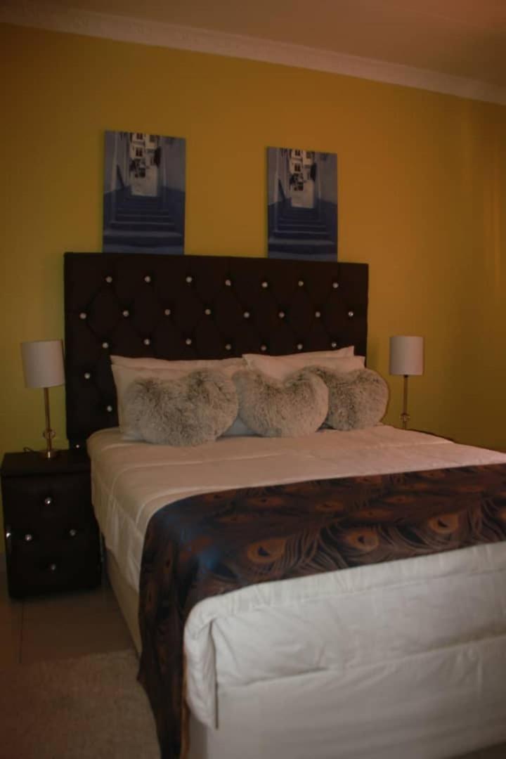 Mathlyn Guesthouse Gaborone Dış mekan fotoğraf