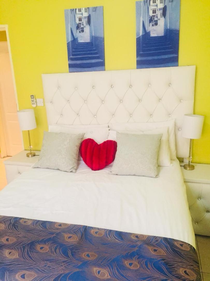 Mathlyn Guesthouse Gaborone Dış mekan fotoğraf