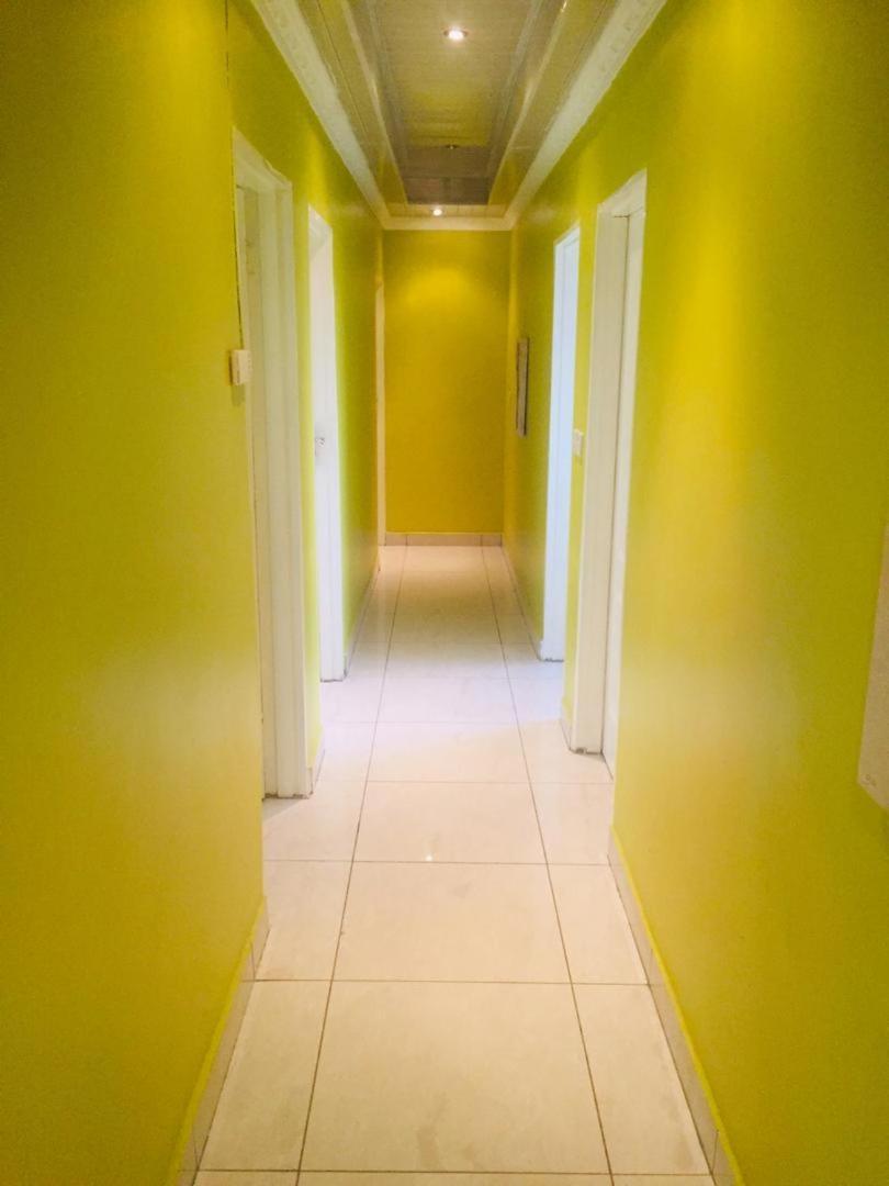 Mathlyn Guesthouse Gaborone Dış mekan fotoğraf