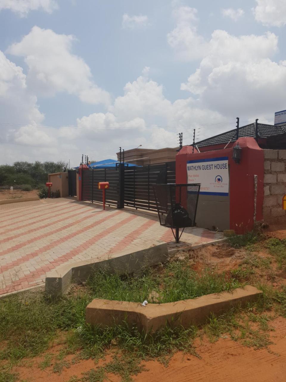 Mathlyn Guesthouse Gaborone Dış mekan fotoğraf