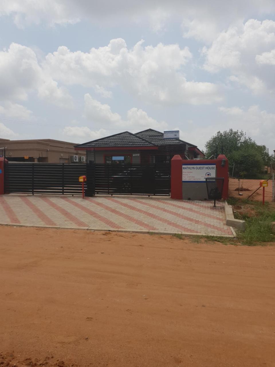 Mathlyn Guesthouse Gaborone Dış mekan fotoğraf